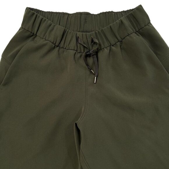 Lululemon Women's On The Fly Jogger Travel Woven Dark Olive Size 4 - Picture 2 of 6